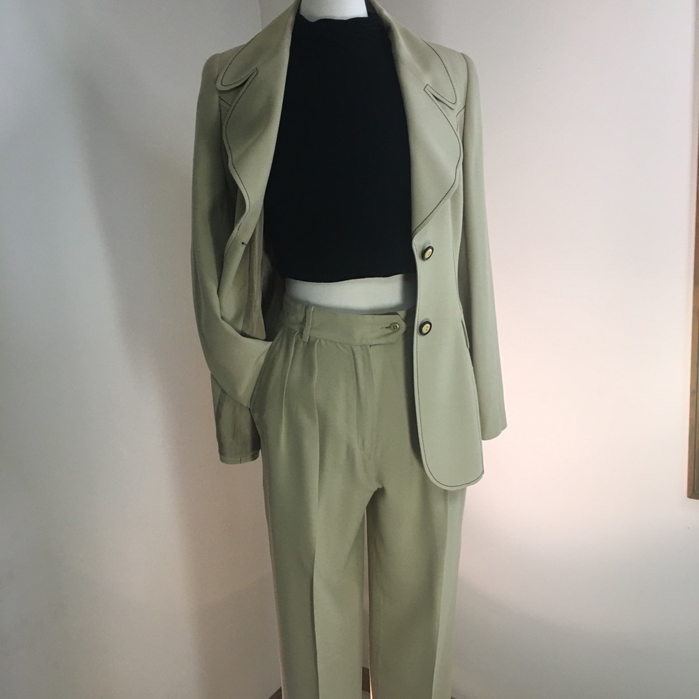 Vintage beauty, Italian designer, Margon pantsuit.